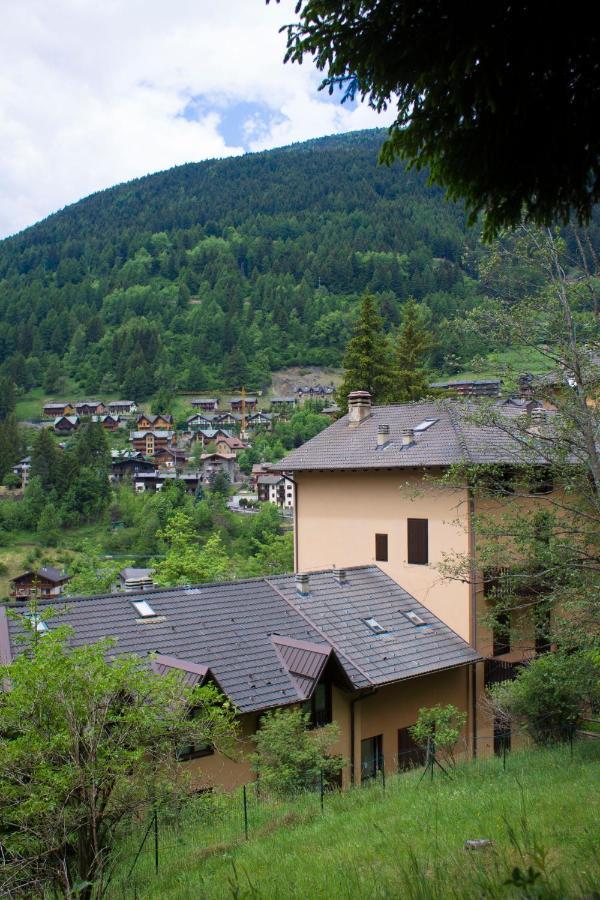 Aparthotel Tettuccio Montesole Ponte Di Legno Exterior foto